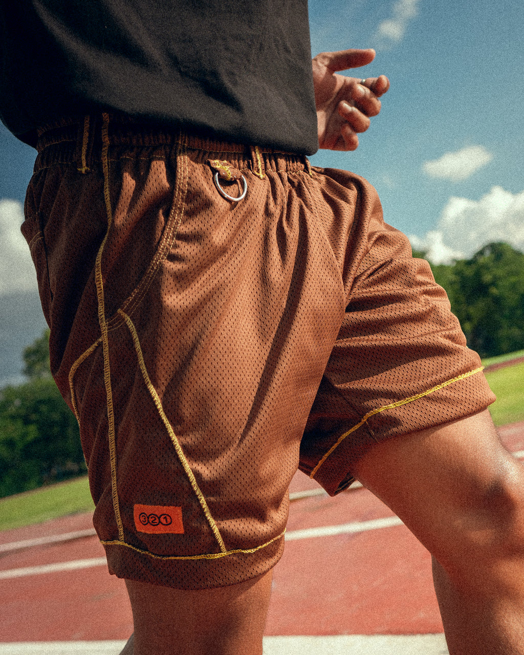 BROWN CLAY MESH SHORTS