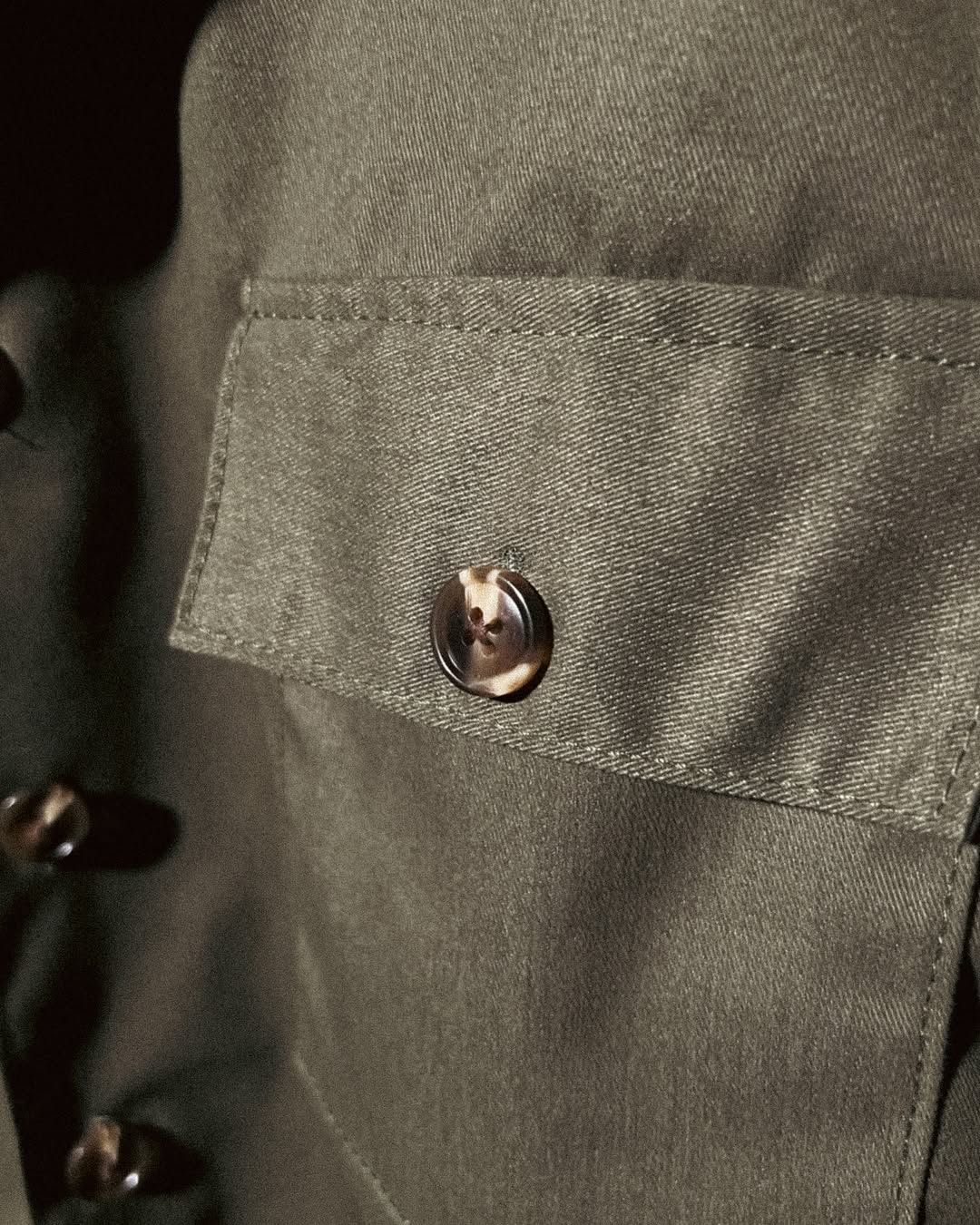 FATIGUE GREEN UTLITY SHIRT